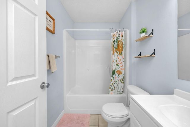 404 Bobby Drive, Crestview, FL 32536