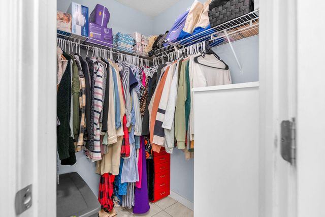 404 Bobby Drive, Crestview, FL 32536