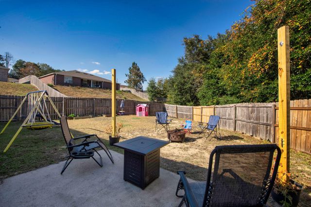 404 Bobby Drive, Crestview, FL 32536