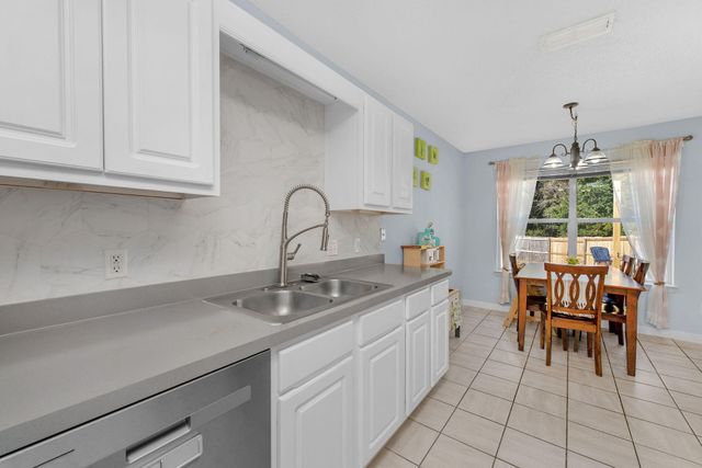 404 Bobby Drive, Crestview, FL 32536