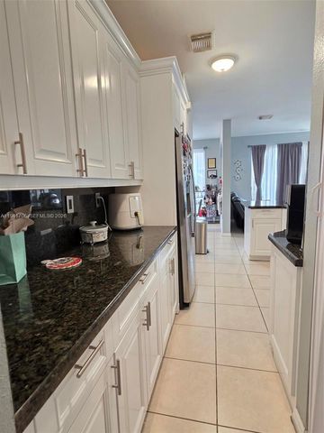 11702 SW 137th Pl, Miami, FL 33186