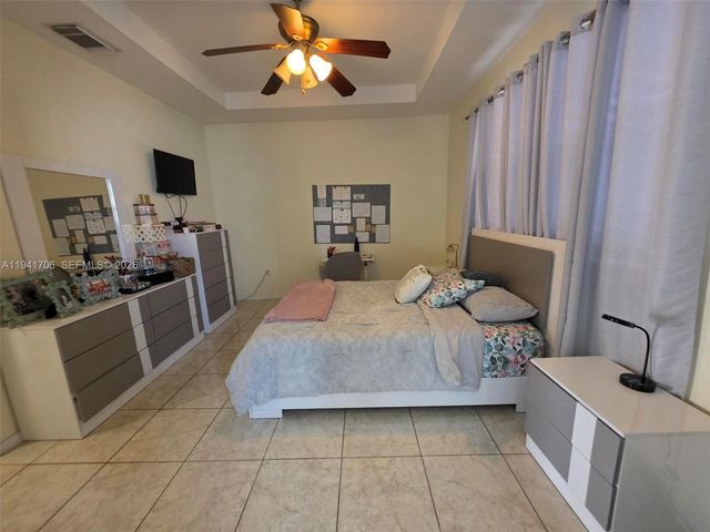 11702 SW 137th Pl, Miami, FL 33186