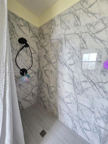 11702 SW 137th Pl, Miami, FL 33186