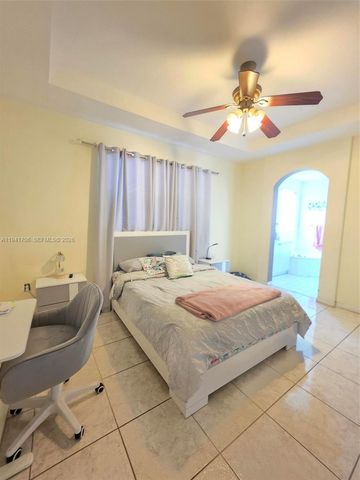 11702 SW 137th Pl, Miami, FL 33186