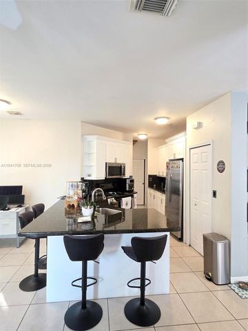 11702 SW 137th Pl, Miami, FL 33186