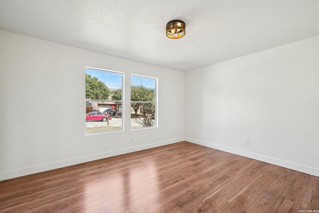 9106 Sycamore Cove, San Antonio, TX 78245