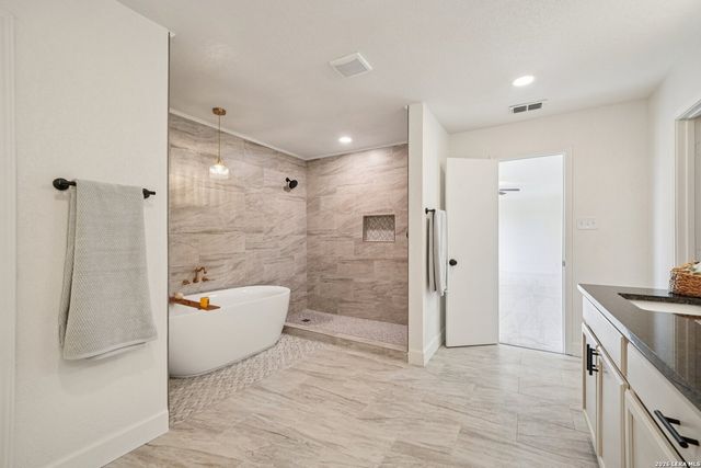 9106 Sycamore Cove, San Antonio, TX 78245