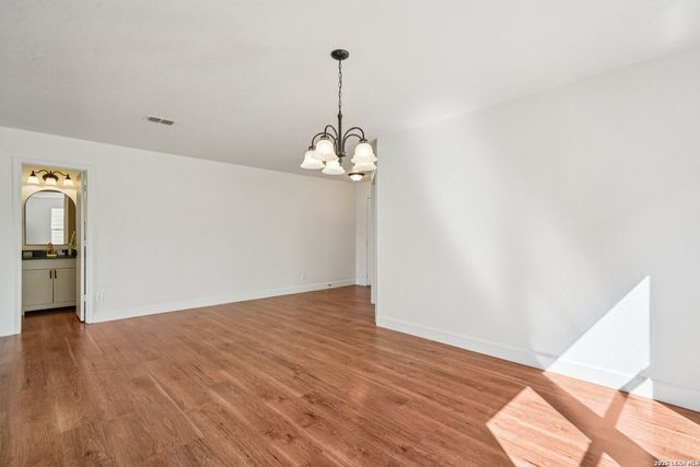 9106 Sycamore Cove, San Antonio, TX 78245