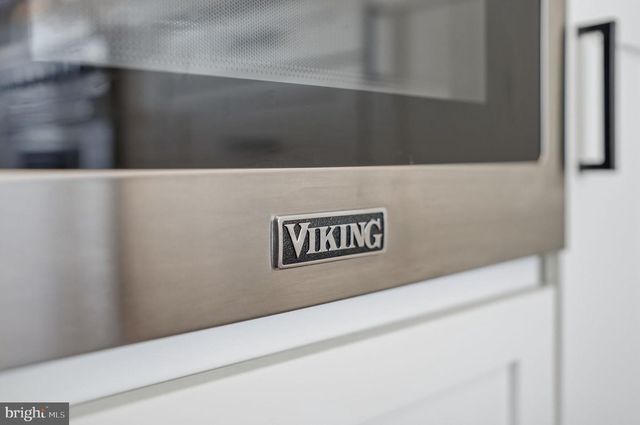 8798 DANCER CT, Gainesville, VA 20155