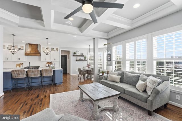 8798 DANCER CT, Gainesville, VA 20155