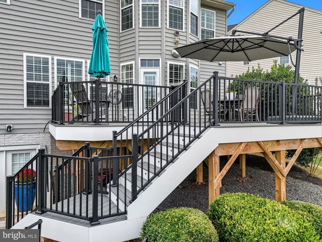 8798 DANCER CT, Gainesville, VA 20155