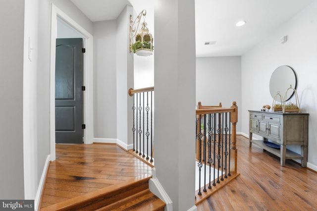 8798 DANCER CT, Gainesville, VA 20155