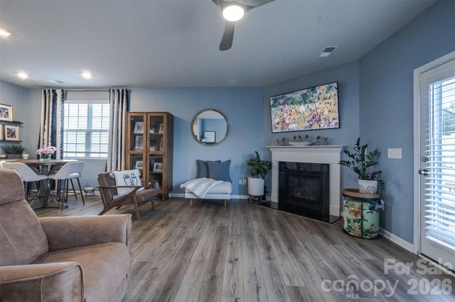 5036 Moss Pine Way, Tega Cay, SC 29708