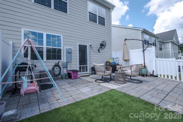 5036 Moss Pine Way, Tega Cay, SC 29708