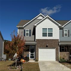5036 Moss Pine Way, Tega Cay, SC 29708