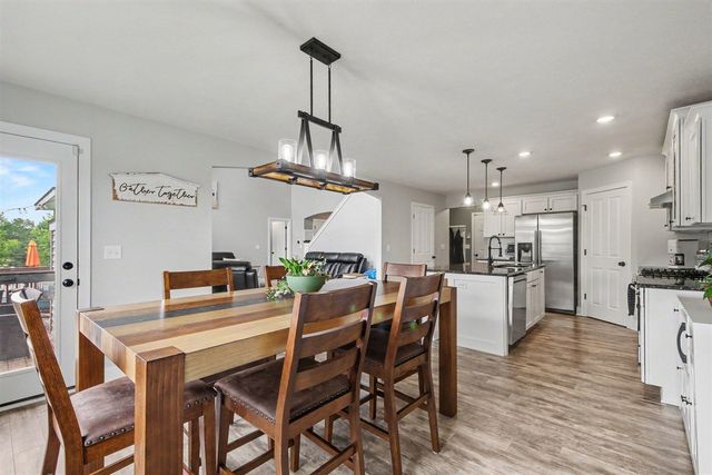 3113 Lowingside Drive, Jenison, MI 49428
