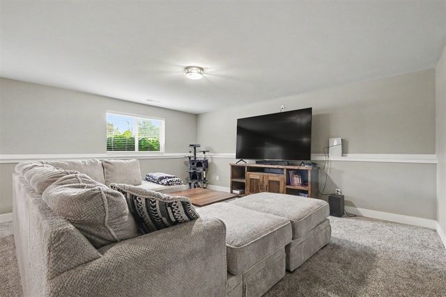 3113 Lowingside Drive, Jenison, MI 49428