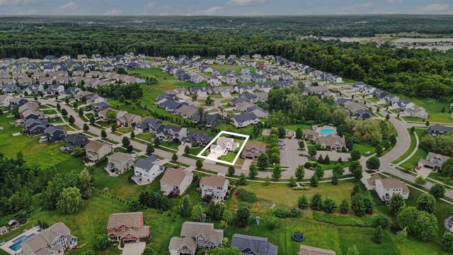 3113 Lowingside Drive, Jenison, MI 49428