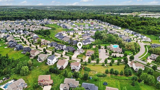 3113 Lowingside Drive, Jenison, MI 49428