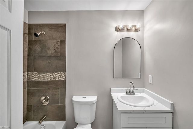 720 Linden CT, Virginia Beach, VA 23462