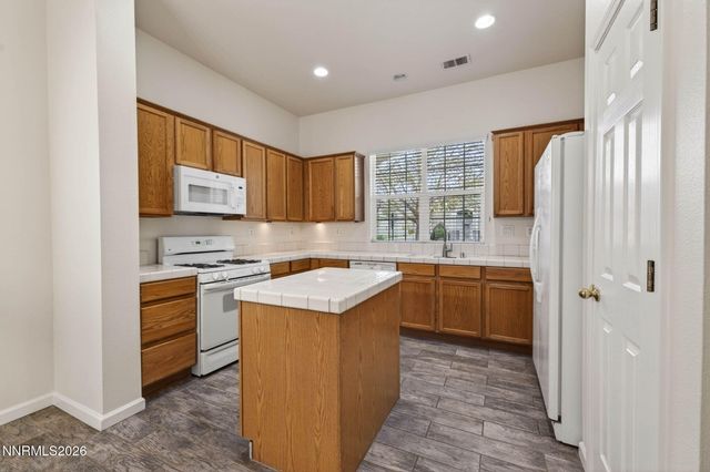 10235 Grizzly Hill Court, Reno, NV 89521