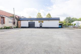 64 Fayette St, Uniontown, PA 15431