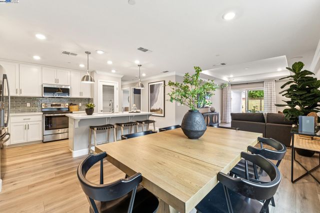 2652 Wesley Way, Chico, CA 95973