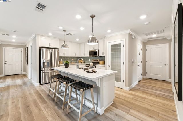 2652 Wesley Way, Chico, CA 95973