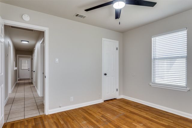 5721 Lenore Street, Fort Worth, TX 76134