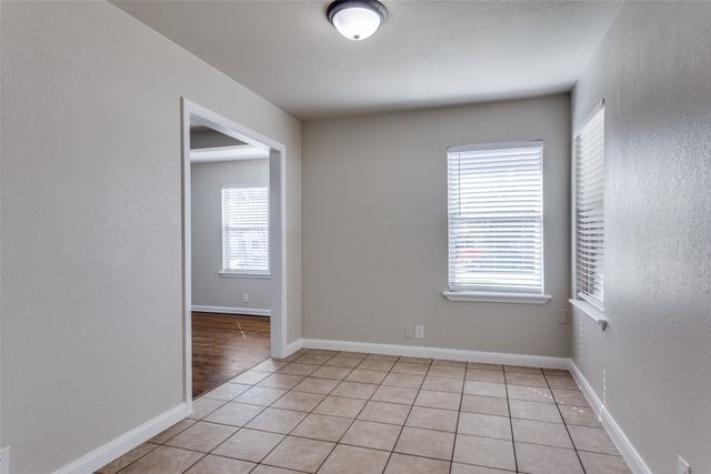 5721 Lenore Street, Fort Worth, TX 76134