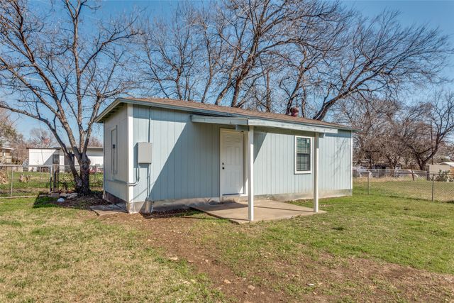 5721 Lenore Street, Fort Worth, TX 76134