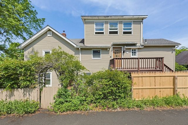 5 Packard Street, Palmer, MA 01069