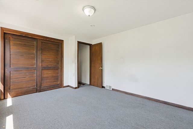5 Packard Street, Palmer, MA 01069