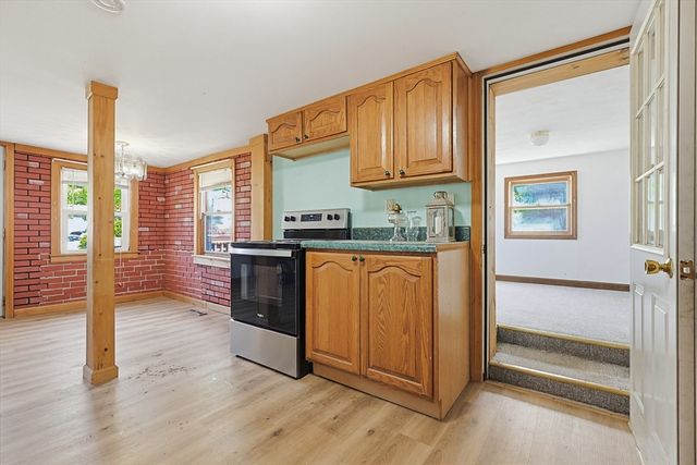 5 Packard Street, Palmer, MA 01069