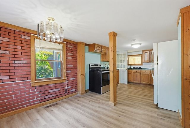 5 Packard Street, Palmer, MA 01069
