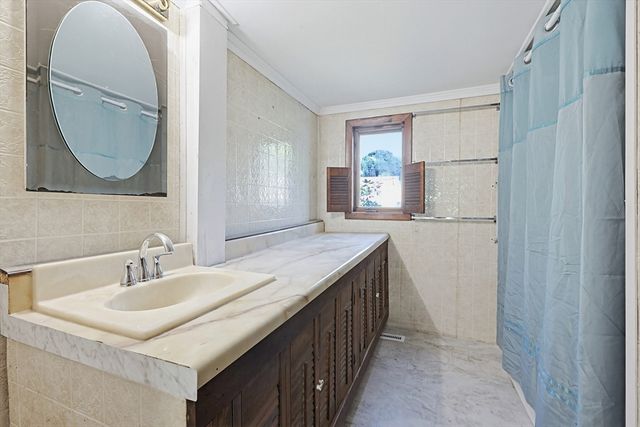 5 Packard Street, Palmer, MA 01069