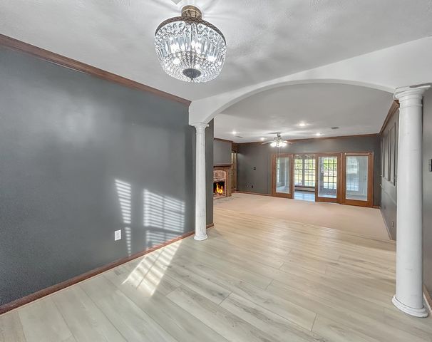 140 Spring St, Deridder, LA 70634