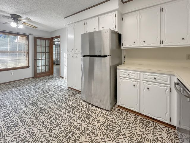 140 Spring St, Deridder, LA 70634