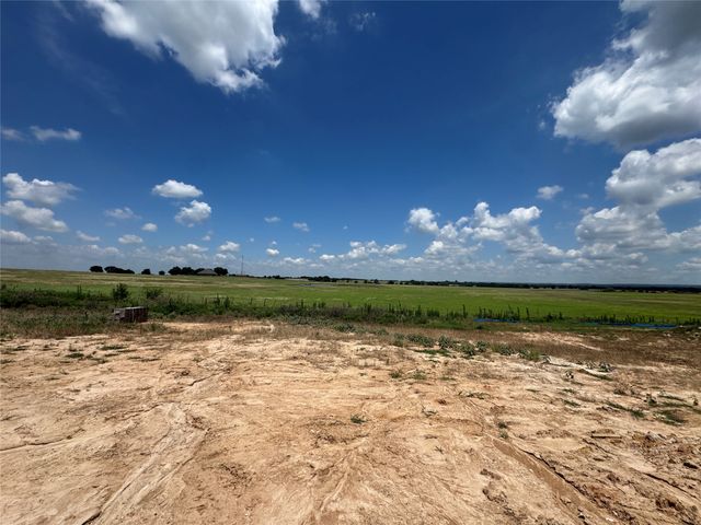 148 Legends Way, Bridgeport, TX 76426