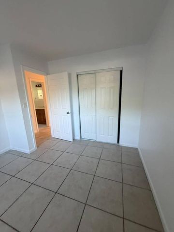 410 NE 12th Avenue A, Pompano Beach, FL 33060