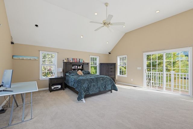 227 Lunns Way, Plymouth, MA 02360