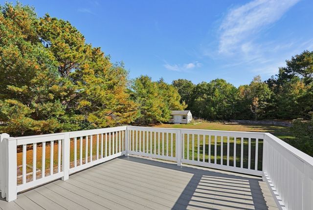 227 Lunns Way, Plymouth, MA 02360