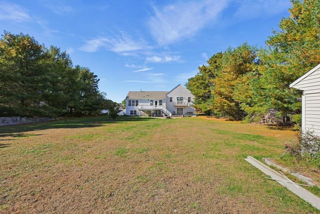 227 Lunns Way, Plymouth, MA 02360