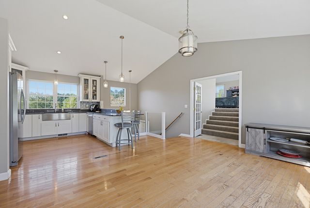 227 Lunns Way, Plymouth, MA 02360