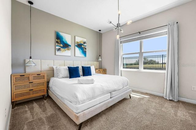 563 OCEAN COURSE AVENUE 563, Davenport, FL 33896