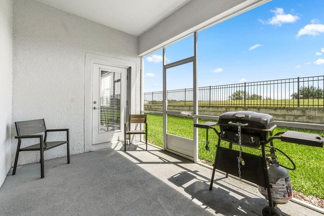 563 OCEAN COURSE AVENUE 563, Davenport, FL 33896