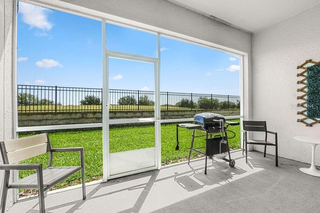 563 OCEAN COURSE AVENUE 563, Davenport, FL 33896