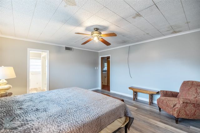 1150 W Lake Drive, Hamlin, TX 79520