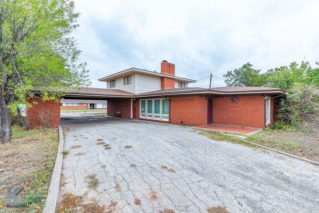 1150 W Lake Drive, Hamlin, TX 79520