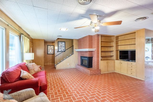 1150 W Lake Drive, Hamlin, TX 79520